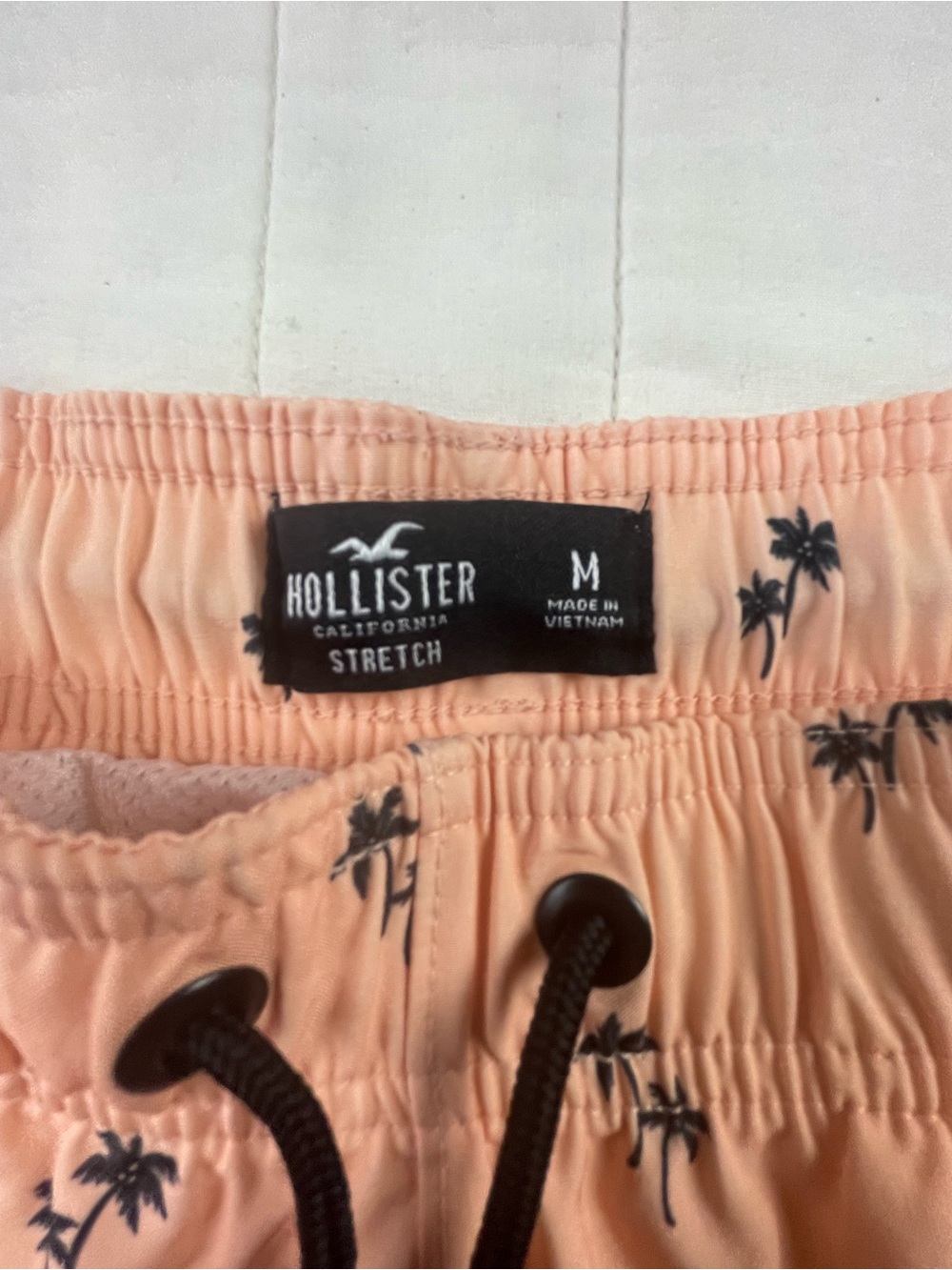 Hollister Peach Swim Trunks Shorts with Black Palm Print Medium - Picture 2 of 6